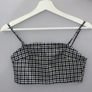 Garage black and white crop top